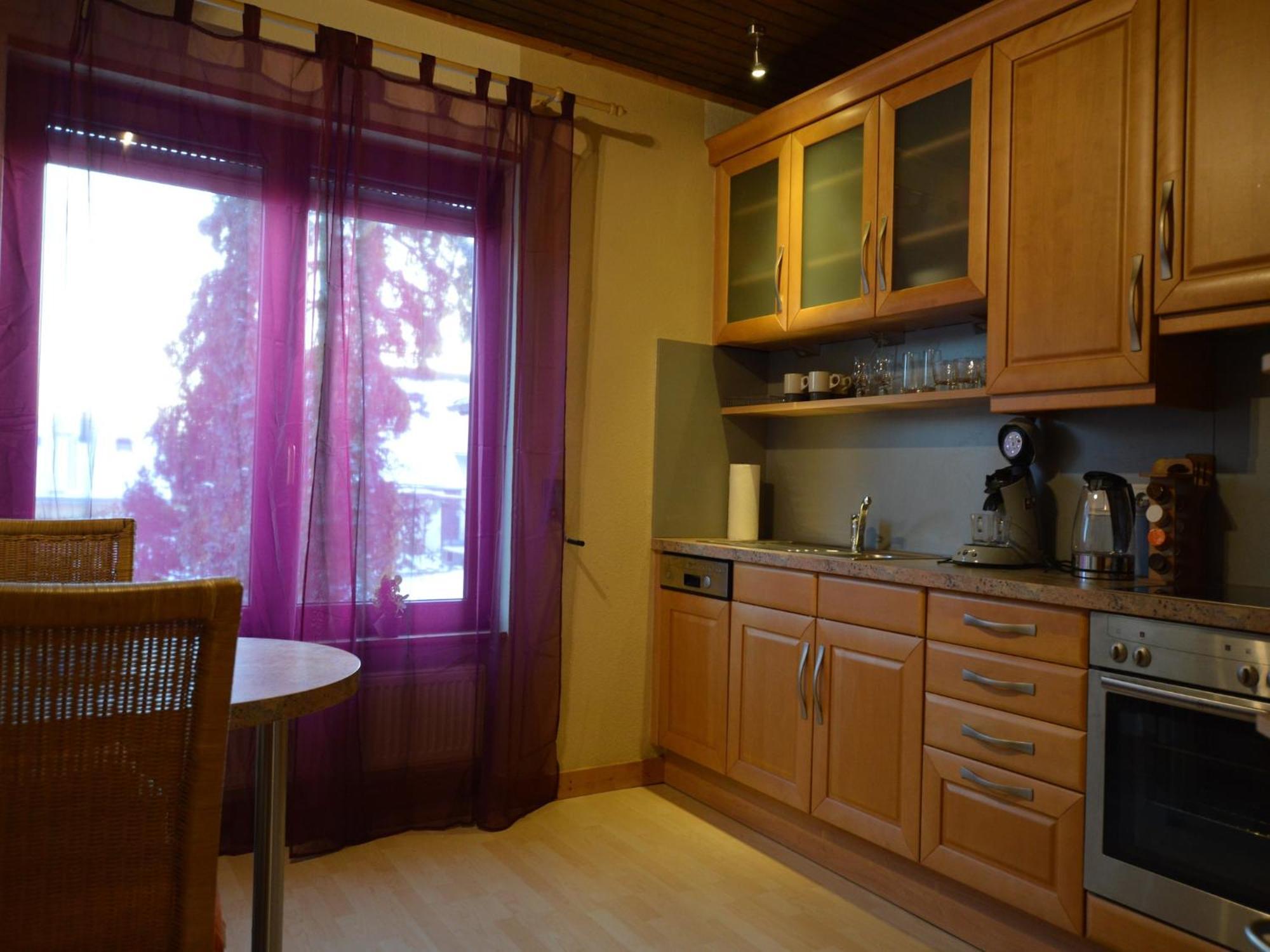 Cosy Apartment In Manderscheid With Balcony Extérieur photo