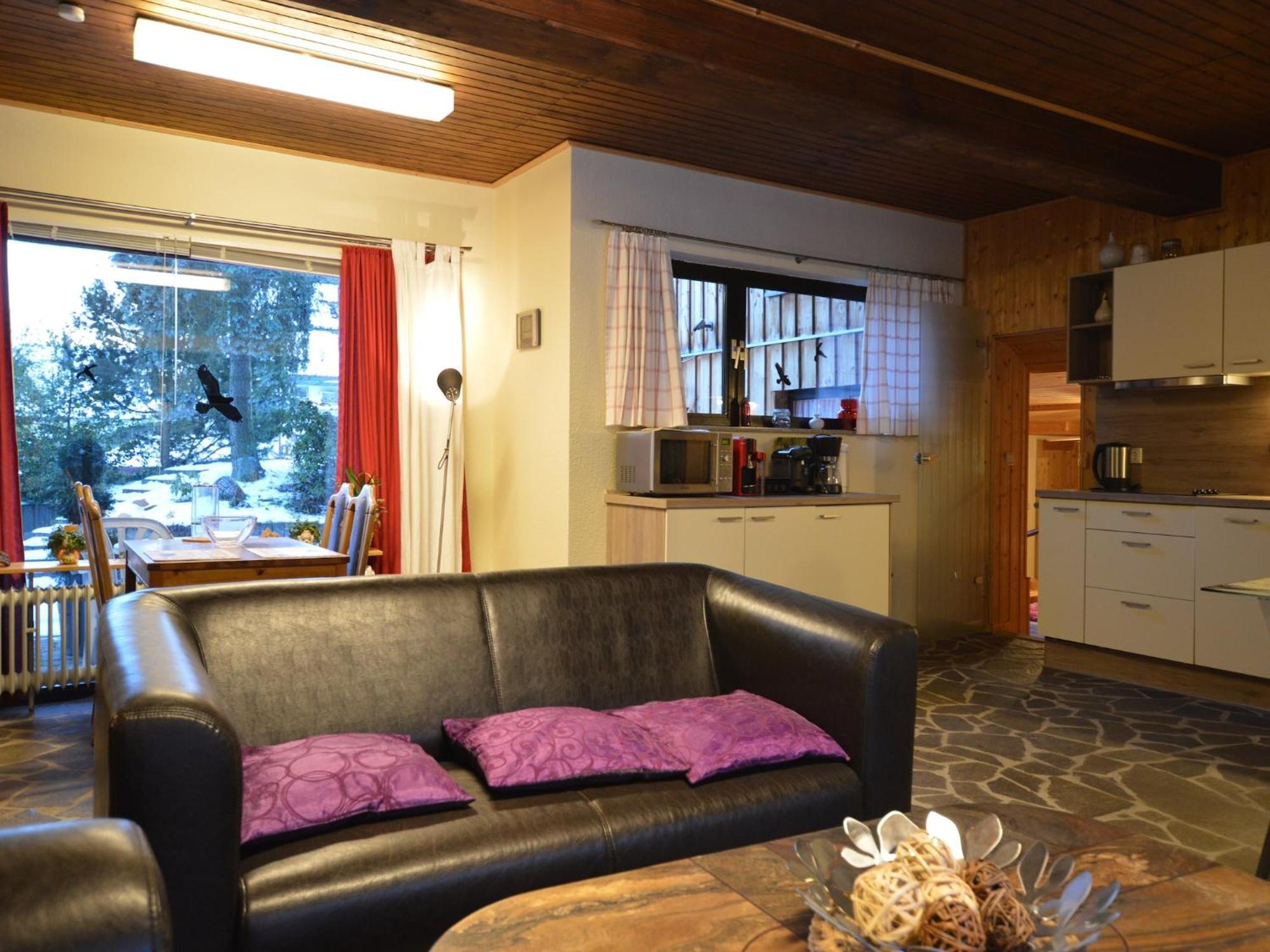 Cosy Apartment In Manderscheid With Balcony Extérieur photo