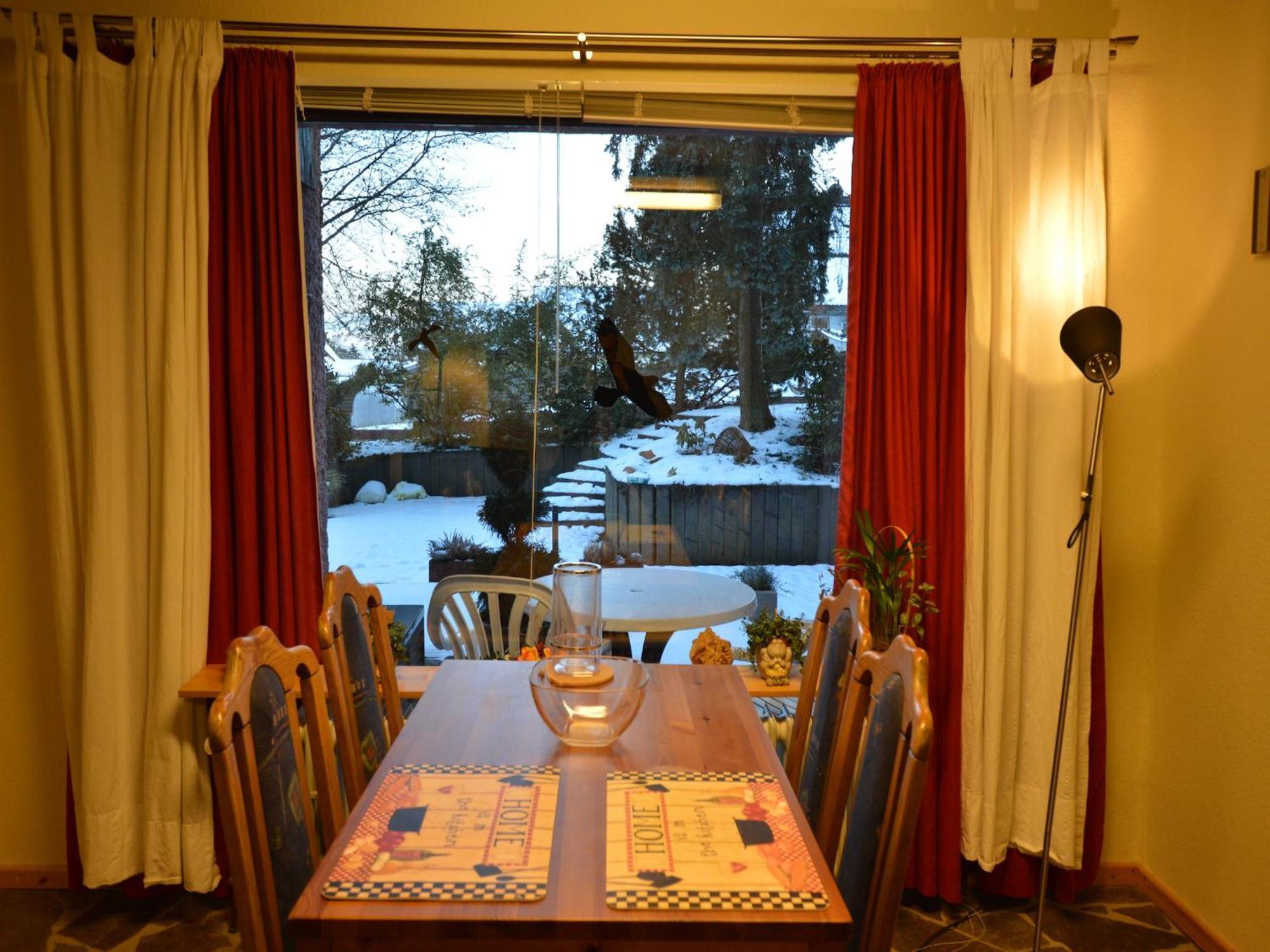 Cosy Apartment In Manderscheid With Balcony Extérieur photo