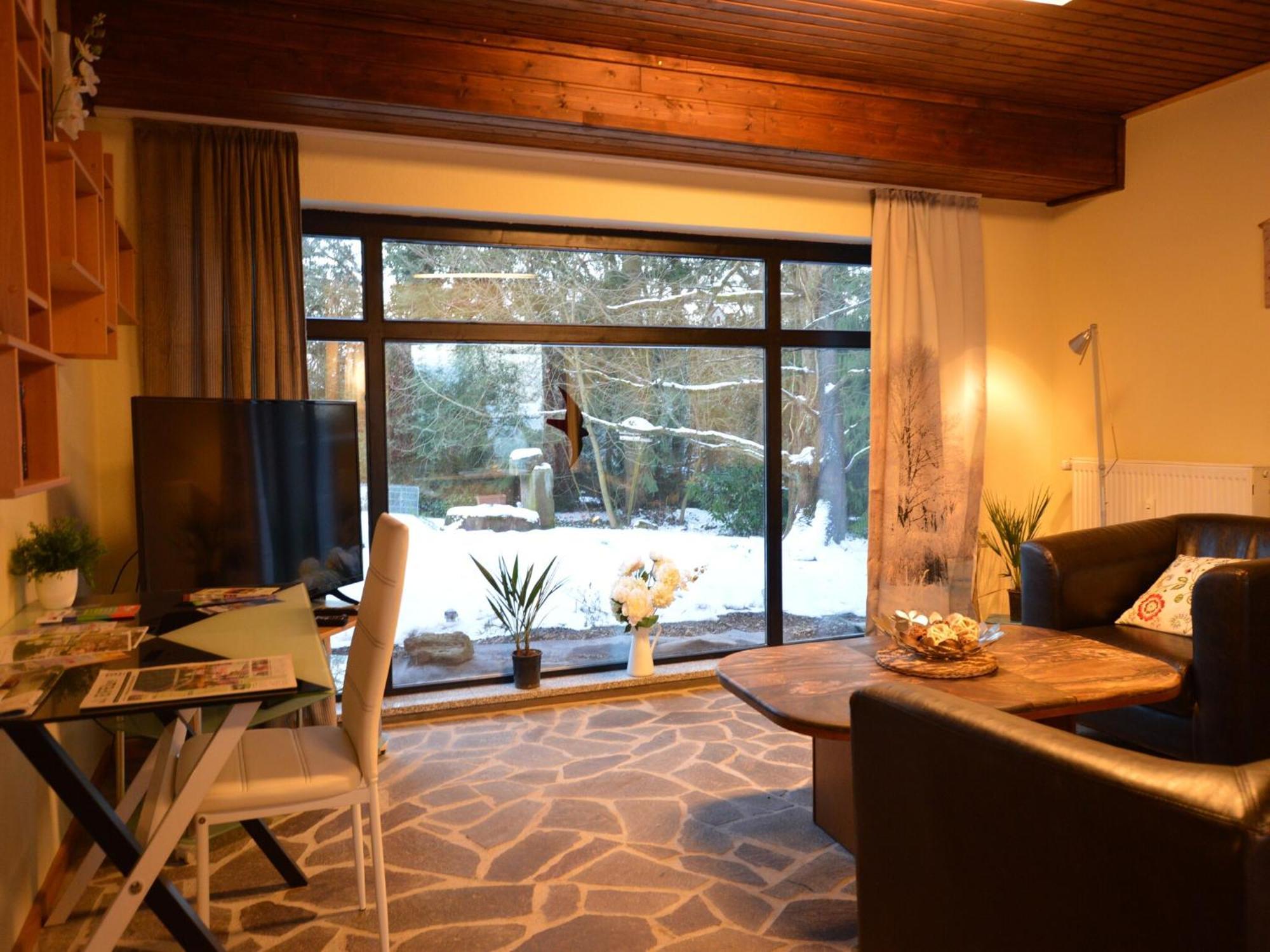 Cosy Apartment In Manderscheid With Balcony Extérieur photo
