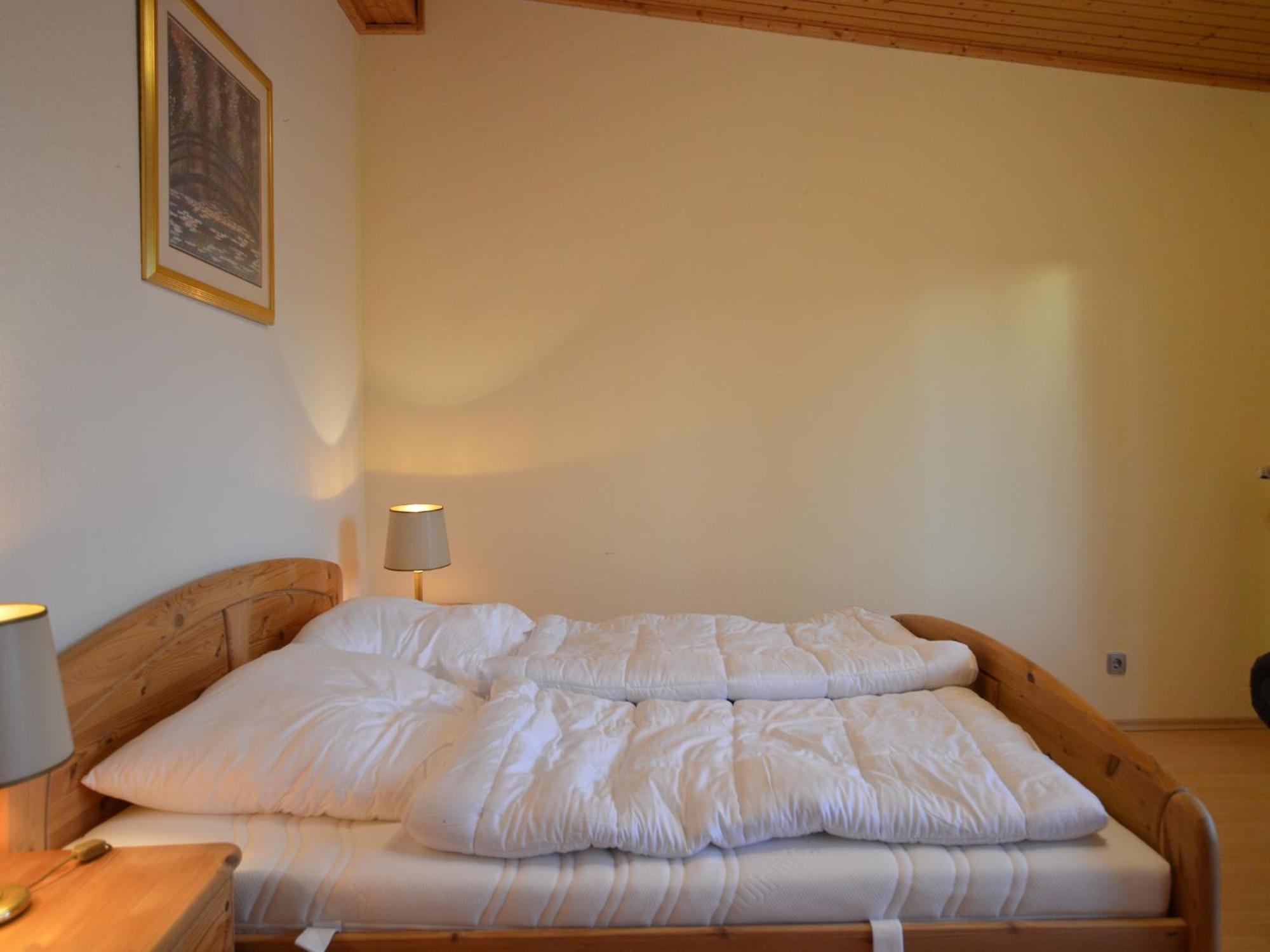 Cosy Apartment In Manderscheid With Balcony Extérieur photo