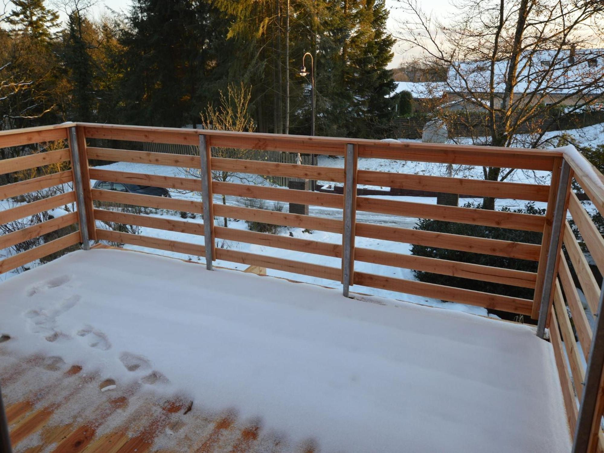 Cosy Apartment In Manderscheid With Balcony Extérieur photo