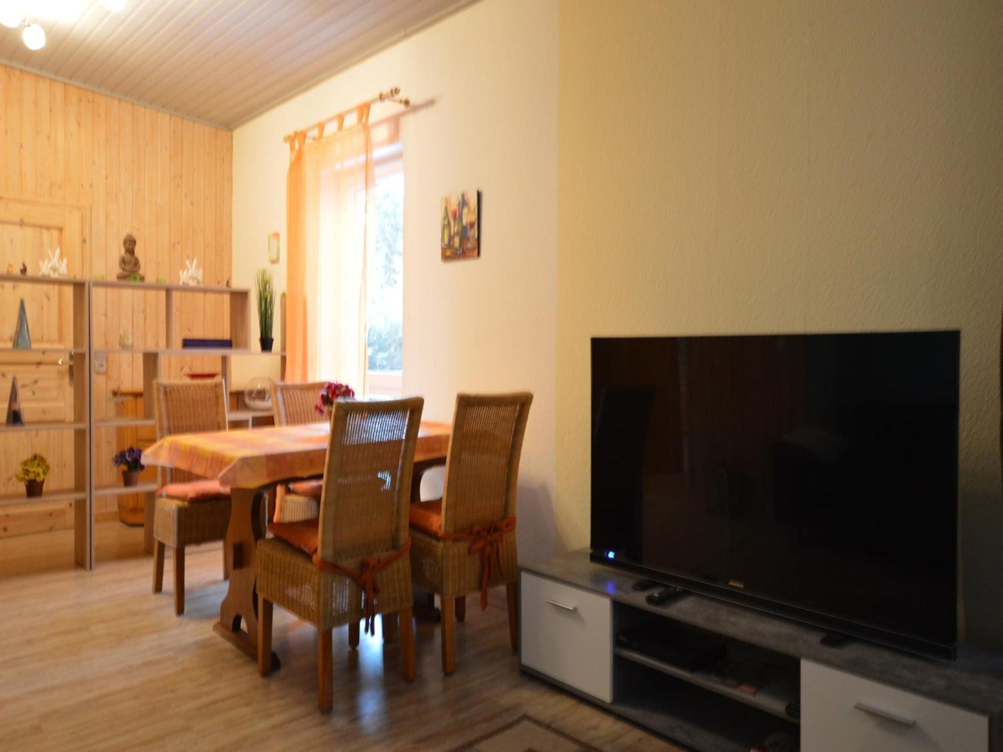 Cosy Apartment In Manderscheid With Balcony Extérieur photo