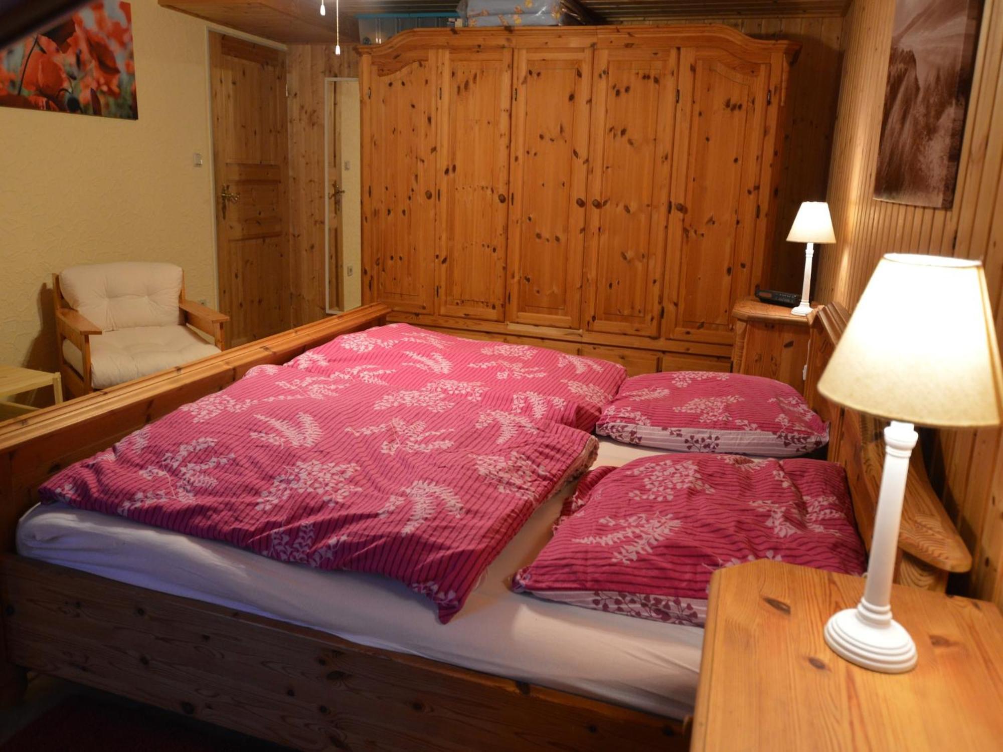 Cosy Apartment In Manderscheid With Balcony Extérieur photo